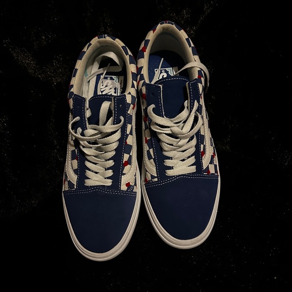 VANS Loves You - Picture 3 of 5